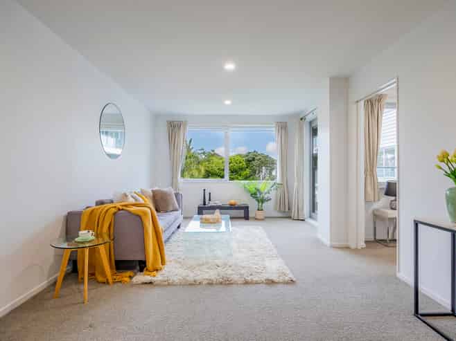 E8/30 Bute Road, Browns Bay