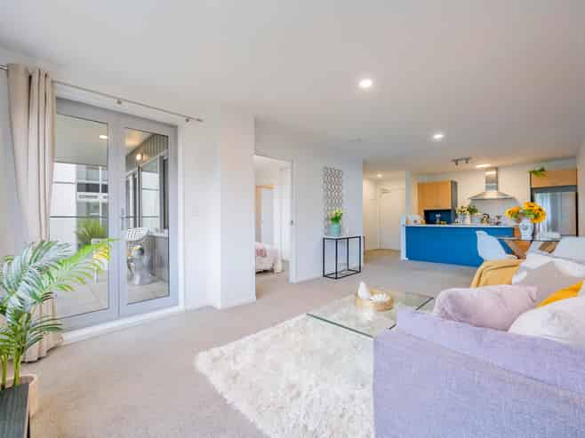 E8/30 Bute Road, Browns Bay