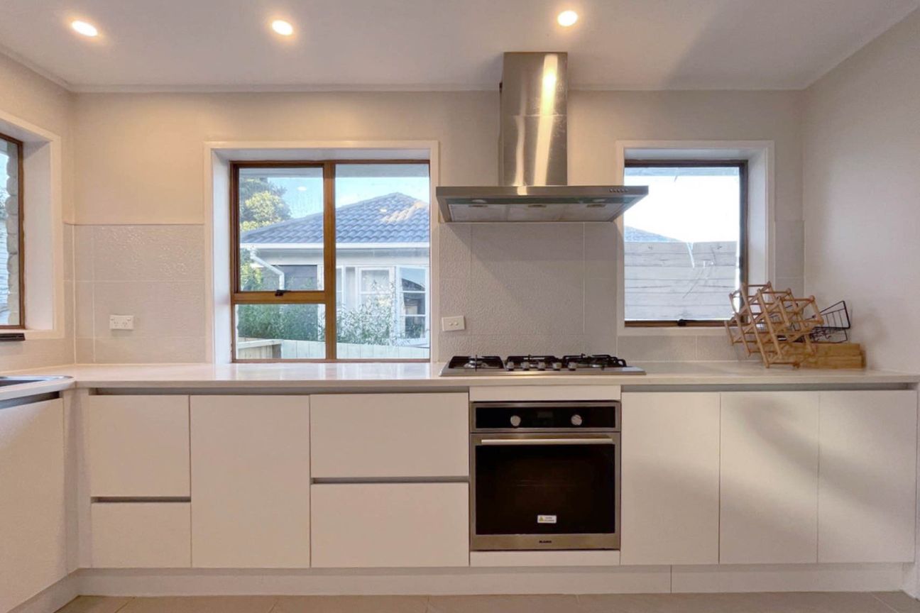 Cozy 2-Bedroom Home Near Park in Mt Albert - Vista 2
