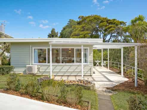 8 Nicholson Place, Hillcrest