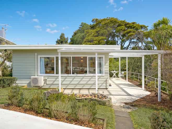 8 Nicholson Place, Hillcrest