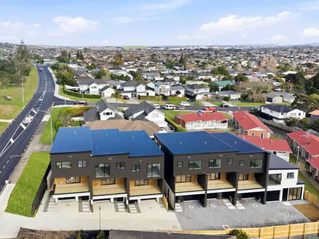 Lot 3/129 Cook Street, Howick