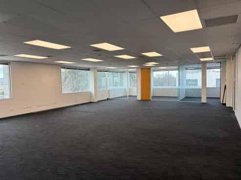 Plug & Play Office