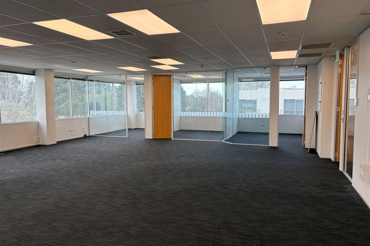 Plug & Play Office - Vista 4