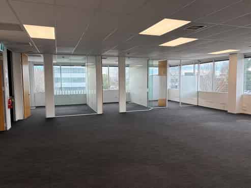 Plug & Play Office