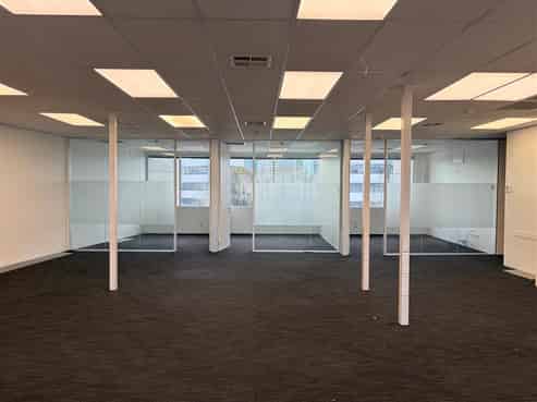 Plug & Play Office