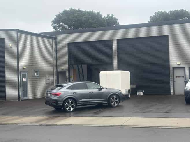 Compact Industrial Unit in Mount Maunganui