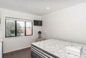 Furnished Studio Unit - Mehr