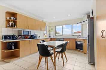 3183 Great North Road, New Lynn