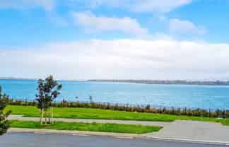 120 Limestone Drive, Hobsonville