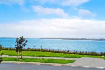 120 Limestone Drive, Hobsonville