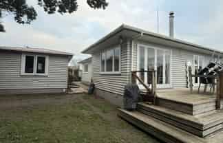57 Waimumu Road, Massey