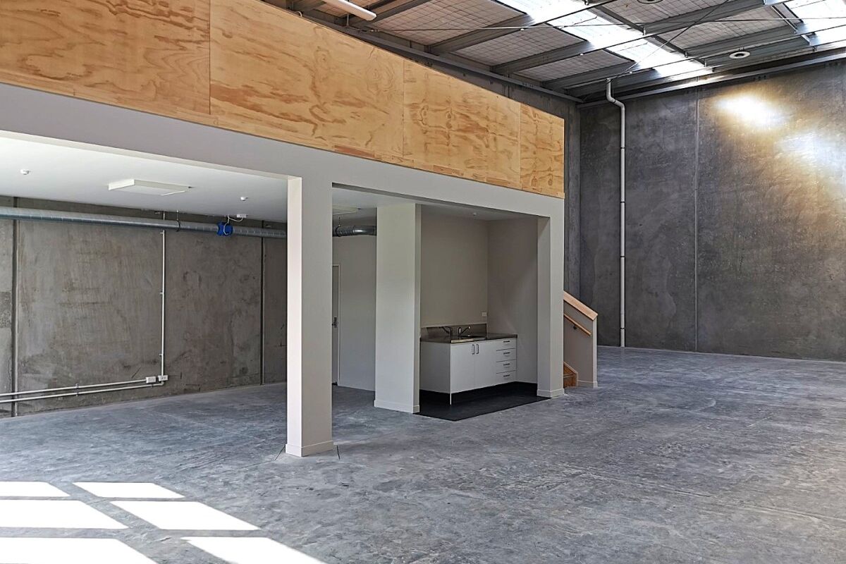 Modern High Stud Industrial - Container Friendly - Bild 5