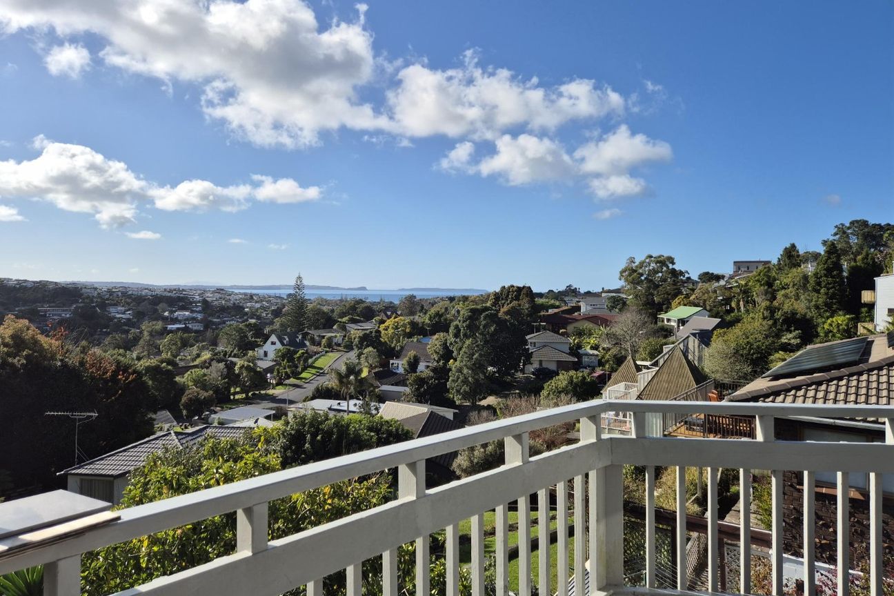 Large Family Home - Vista 3