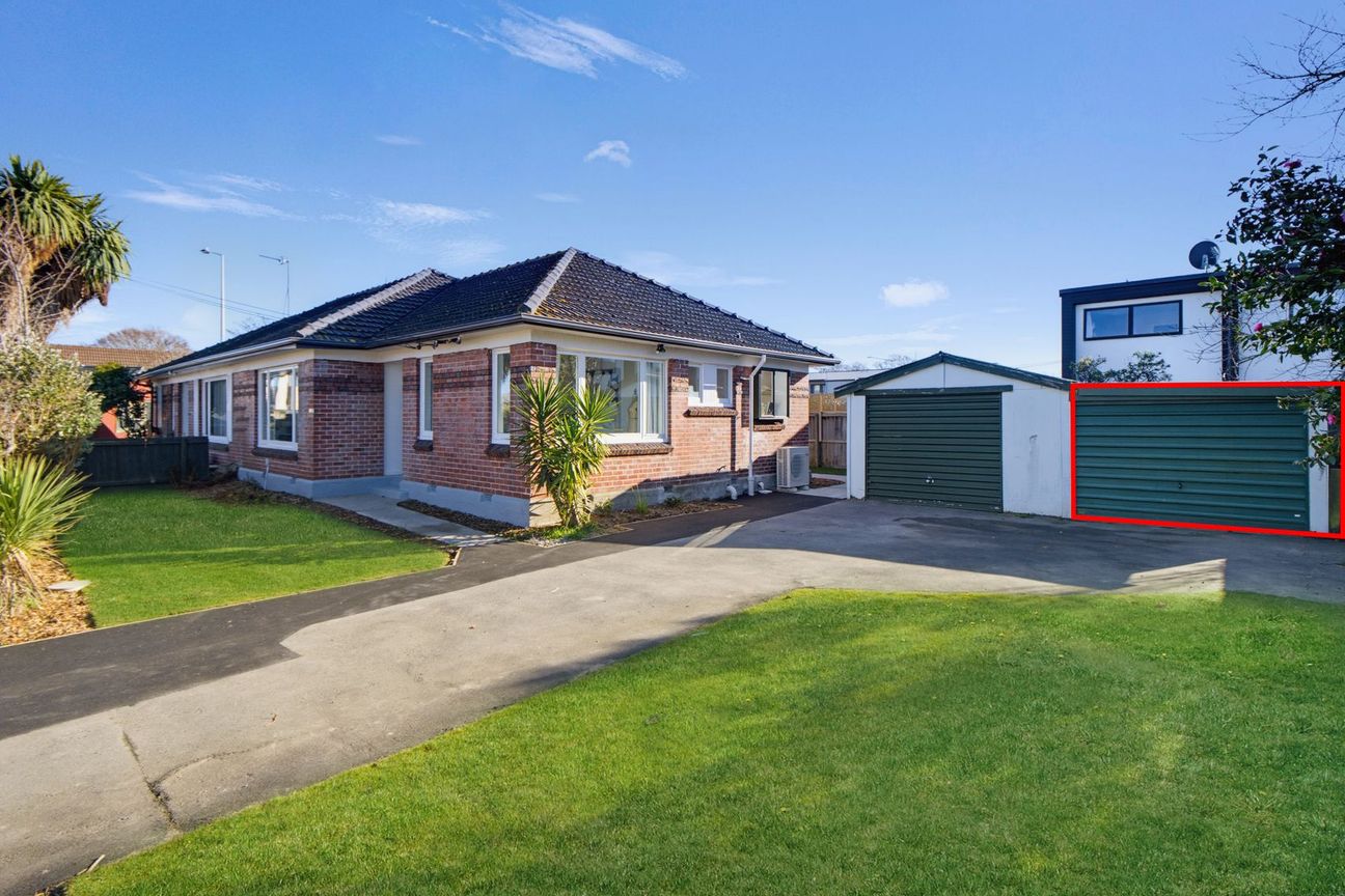 Beautifully Refreshed & Move-In Ready - Widok 2