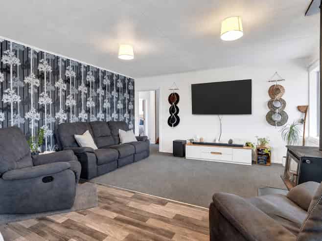 15 Grey Street, Normanby