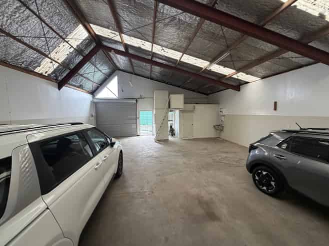 Investment or Owner-Occupier Opportunity