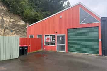 Investment or Owner-Occupier Opportunity