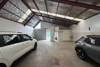 Investment or Owner-Occupier Opportunity