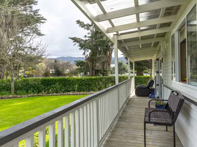73 Waite Street, Featherston