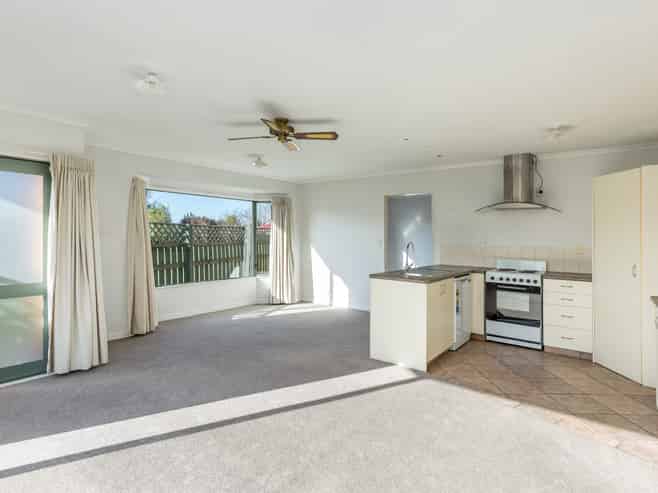 8 Timms Place, Masterton
