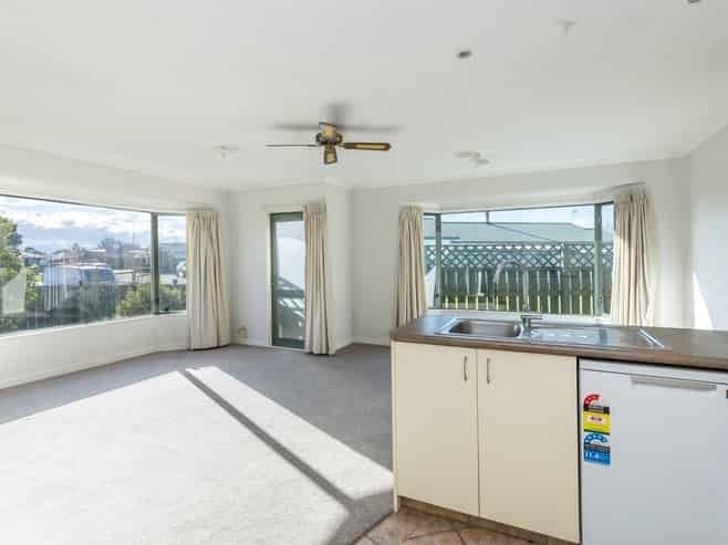 8 Timms Place, Masterton
