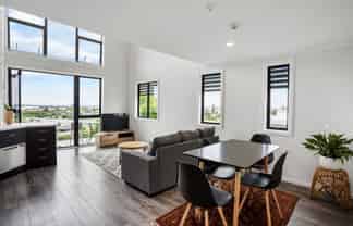 2N/12 Charles Street, Mount Eden
