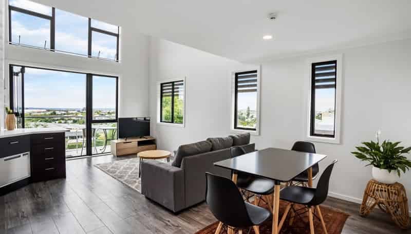 2N/12 Charles Street, Mount Eden
