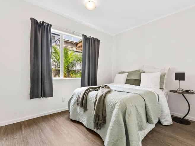 2/39 Bayview Road, Bayview