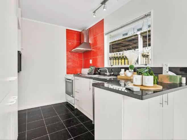 2/39 Bayview Road, Bayview
