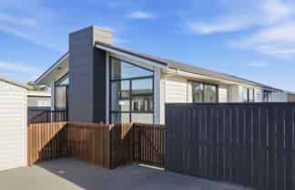 1/100 Baker Street, New Brighton