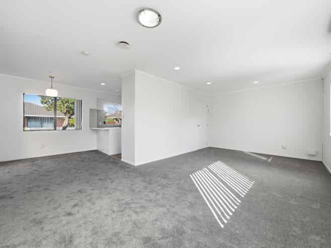 7/50 Gray Avenue, Mangere East