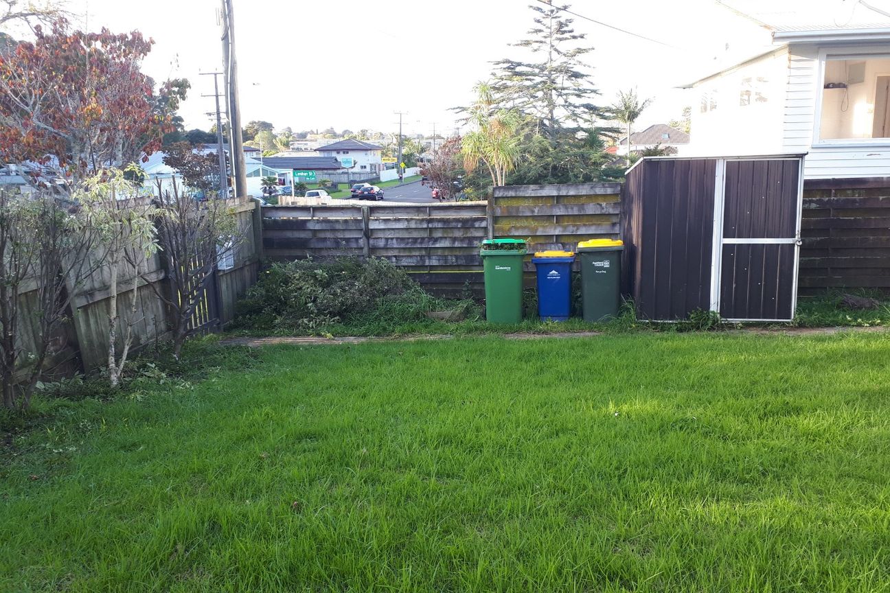 2 bedroom at Northcote, Willow Park School, Northcote Intermediate - Bild 3