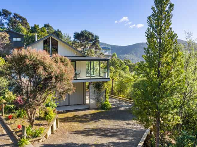 11 Amelia Crescent, Waikawa