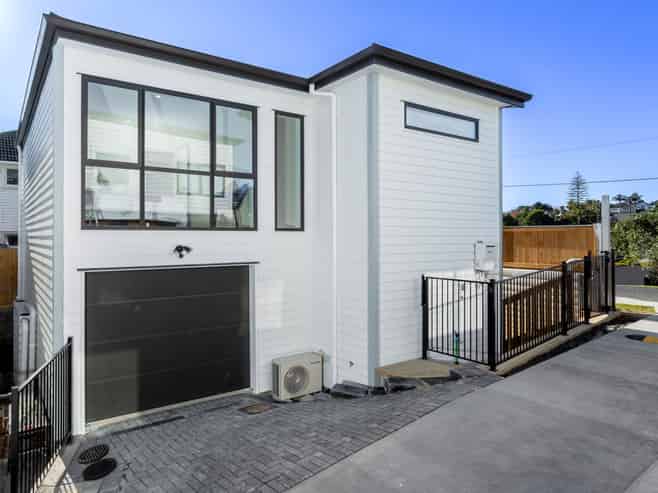 1&2/35  Matipo Road, Mairangi Bay