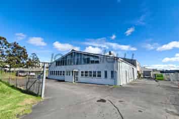 Mt Roskill 240sqm Visible Light Industrial