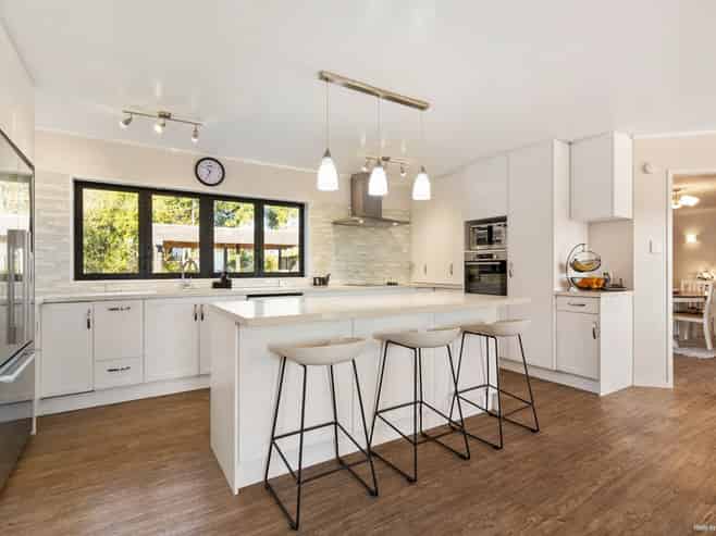 111 Pearson Road, Patumahoe