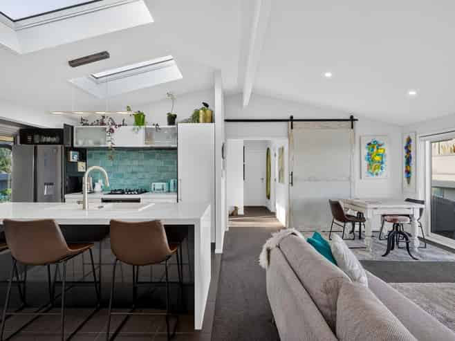 1/64 Seaview Road, Castor Bay