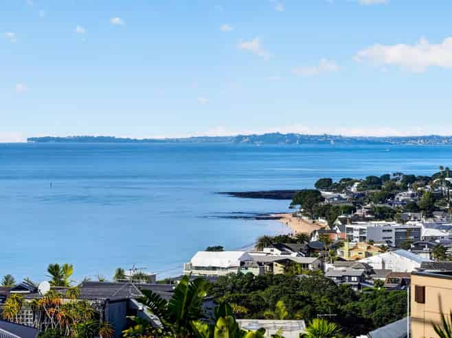 1/64 Seaview Road, Castor Bay
