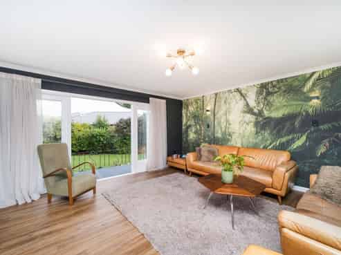 5 Woburn Place, Takaro