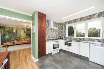 Manawatu / Whanganui - Address withheld