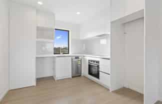 9/2 Blanc Road, Silverdale
