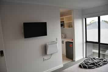 7B/183 Knighton Road, Hillcrest