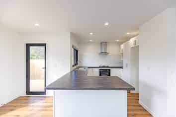 Manawatu / Whanganui - Address withheld