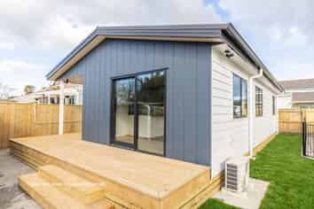 Manawatu / Whanganui - Address withheld