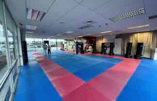 OPEN-PLAN WILLIAM PICKERING DANCE/FITNESS STUDIO
