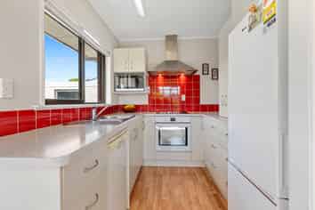40B Waitui Grove, Mount Maunganui