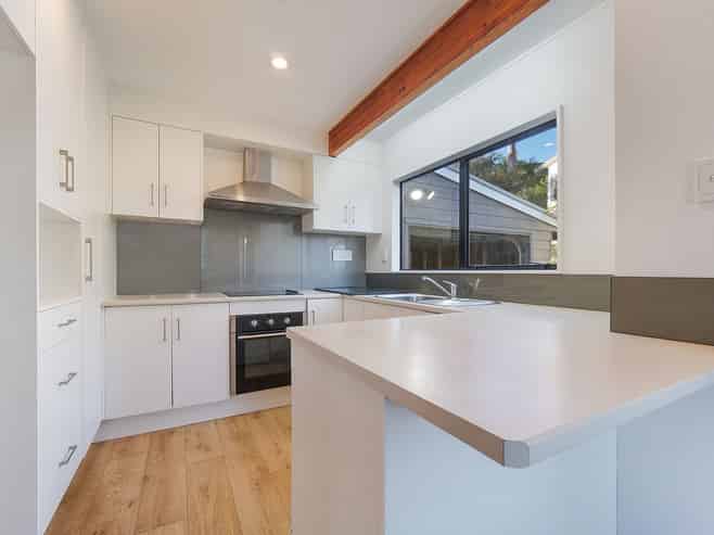 19 Atlantis Place, Totara Vale