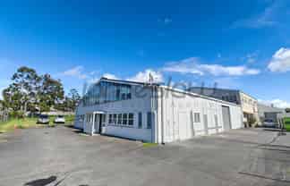 May Road 352sqm High Stud Warehouse