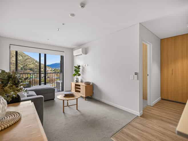 610/10 Copper Beech Avenue, Frankton